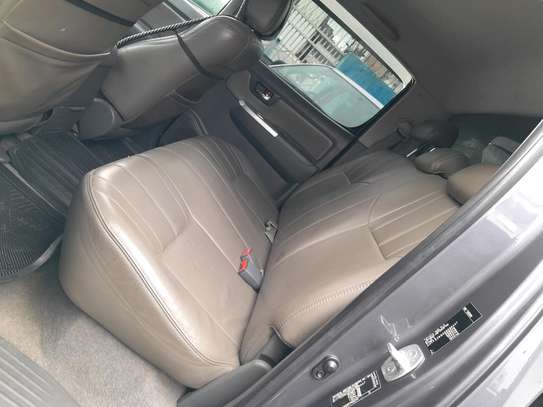 Toyota hilux double cabin invisible 2013 image 7