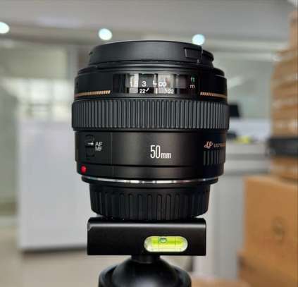 Canon EF 50mm f/ 1.4 USM Lens image 2