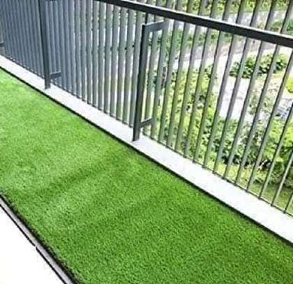 An ideal spot to have artificial turf at home image 1