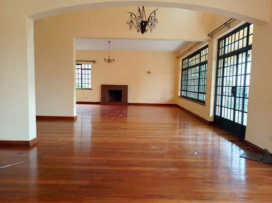 5 Bed Townhouse with En Suite in Lower Kabete image 16