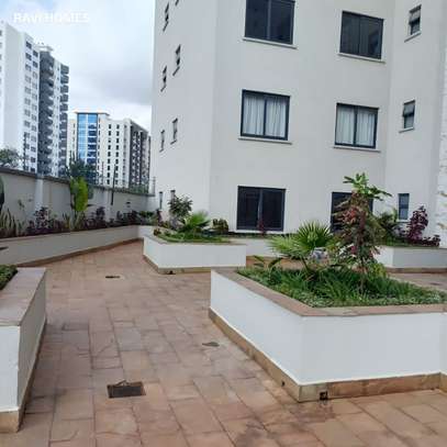 3 Bed Apartment with En Suite in Kileleshwa image 11