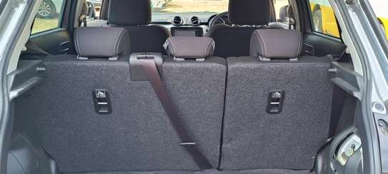 Suzuki Swift RS Silver 2018 image 7