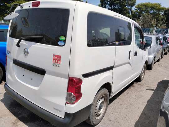 Nissan NV200 white on sale image 2