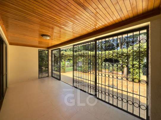 4 Bed House with En Suite in Muthaiga image 30