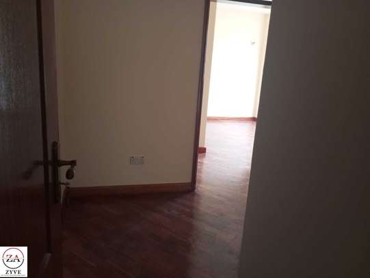 Serviced 2 Bed Apartment with En Suite at Kilimani image 5