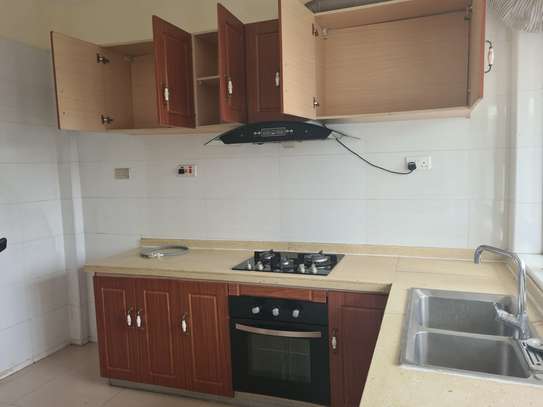 Serviced 2 Bed Apartment with En Suite at Kilimani image 7