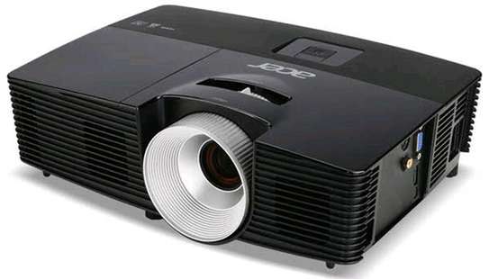 Acer X113PH Projector image 3