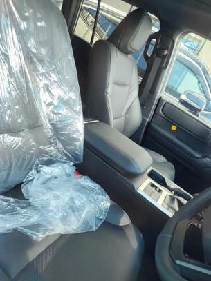 Toyota Land Cruiser Prado Diesel 2024 250series image 6