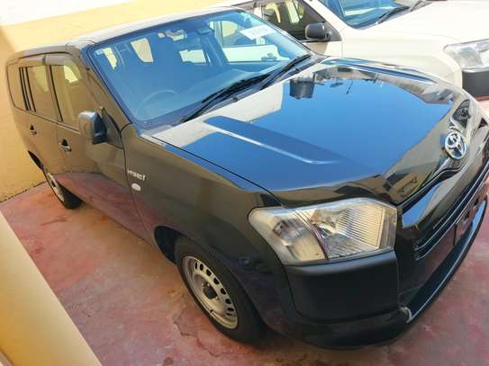 Toyota sunroof hybrid Gl image 2
