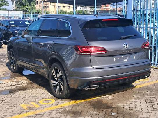 VOLKSWAGEN TOUAREG image 1