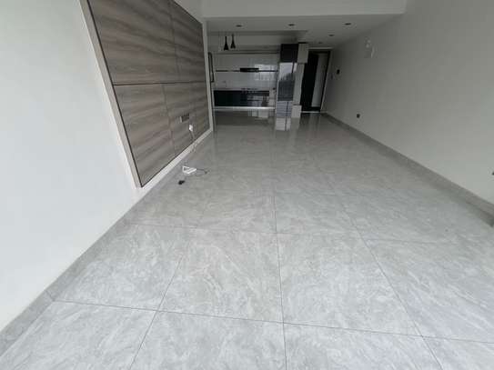 3 Bed Apartment with En Suite in Kilimani image 4