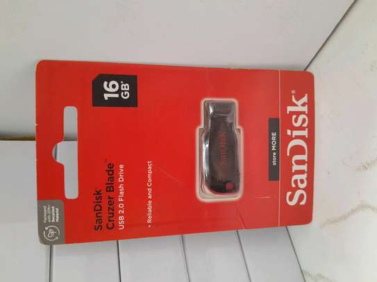 16GB SANDISK USB 2.0 FLASH DRIVE image 3
