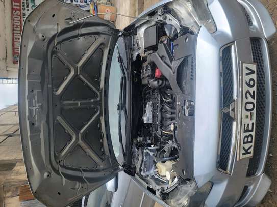 Mitsubishi Lancer Local image 1