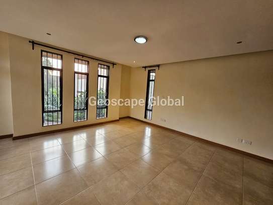 4 Bed House with En Suite in Runda image 15