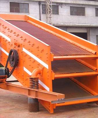 Stand and vibrating screen image 3