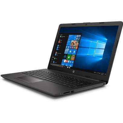 HP Laptop 250 G7 i5 8GB/500gb/8th gen image 3