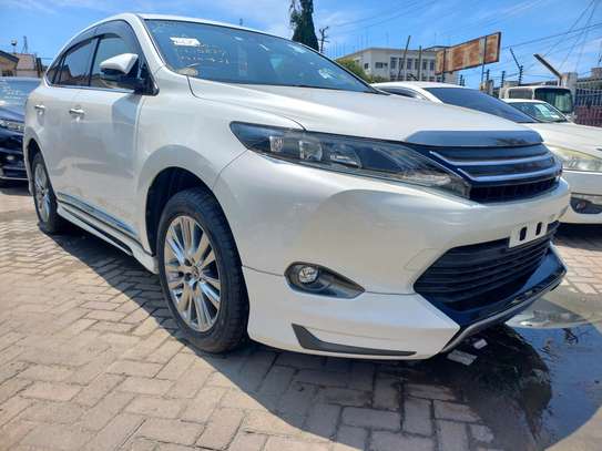 TOYOTA HARRIER NEW CAR. image 11