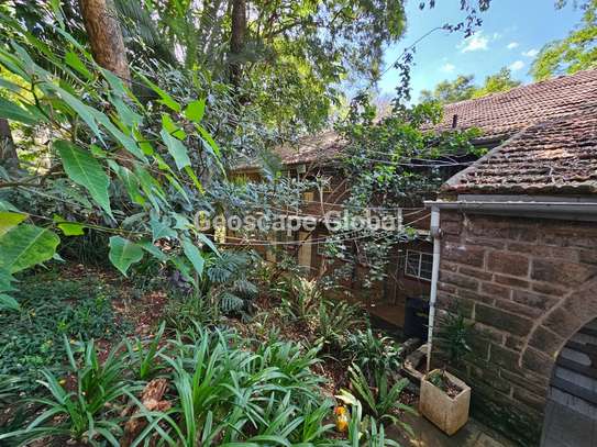 2 Bed House with Garden in Riverside image 5