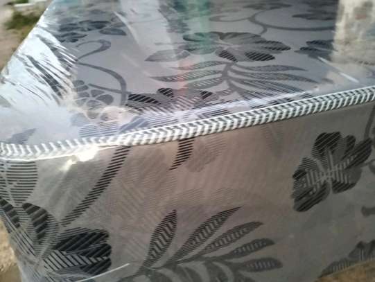 Karibu sana! 8inch 5*6 mattress heavy duty free delivery image 3
