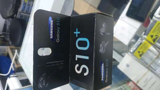 Samsung  earphones s10 image 1