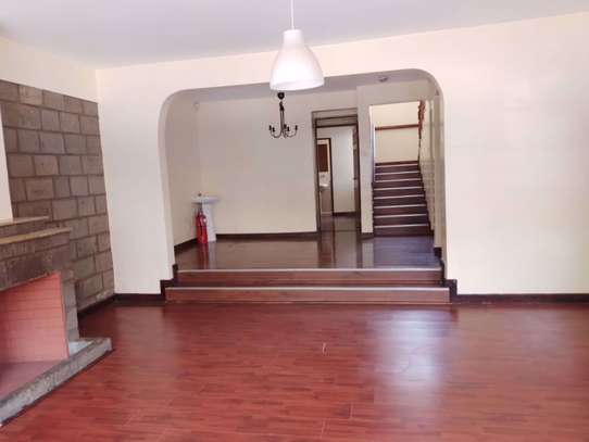 4 bedroom townhouse for rent in Kileleshwa image 8