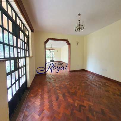 4 bedroom townhouse for rent in Loresho image 3