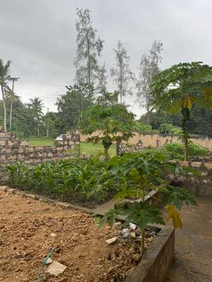 3 Bed Townhouse with En Suite in Mtwapa image 15