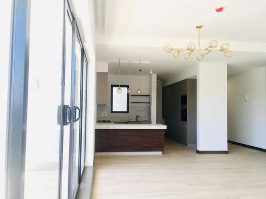 1 Bed Apartment with En Suite in Runda image 11