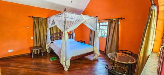 Furnished 2 Bed Apartment with Parking at Near Hardy Post image 13
