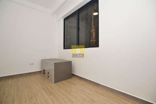 2 Bed Apartment with Gym in Riverside image 13