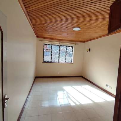 4 Bed Townhouse with En Suite in Kileleshwa image 16