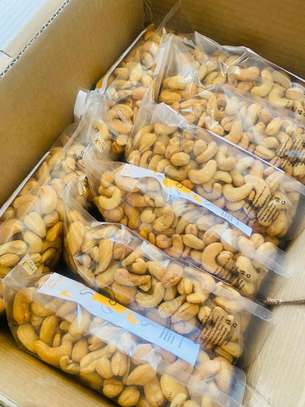 ROASTED CASHEW NUTS image 2