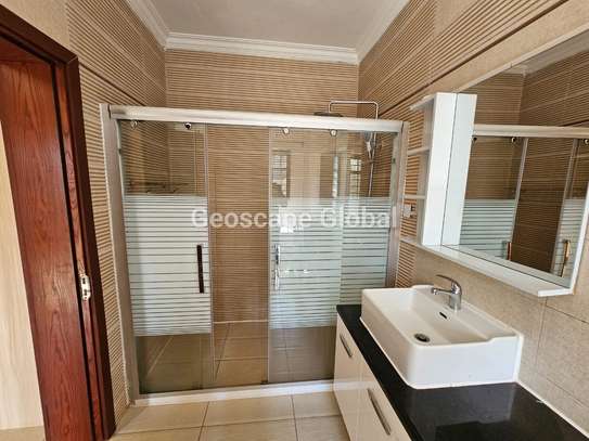 4 Bed Townhouse with En Suite at Kiambu Road image 7