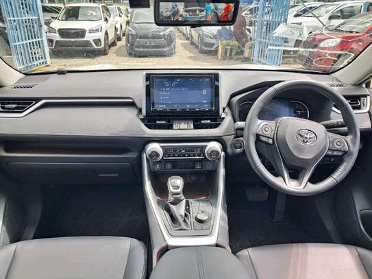 Toyota Rav4 2020 image 6