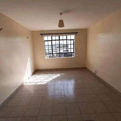 One bedroom to let in naivasha road near junction image 8