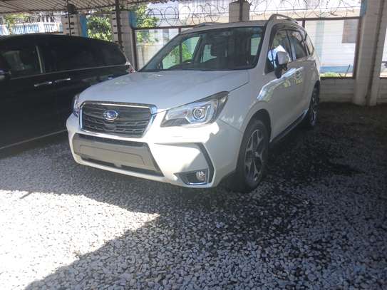 Subaru Forester 2018 white image 1