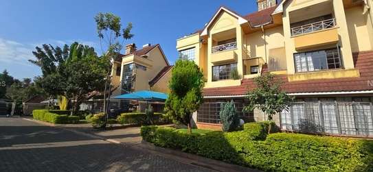 5 Bed Townhouse with En Suite in Kileleshwa image 1