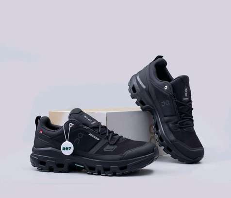 On-Running Cloudventure 42 EU Beige Trail Shoes image 4