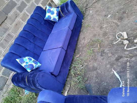 Affordable blue 3seater sofa set on sell image 2