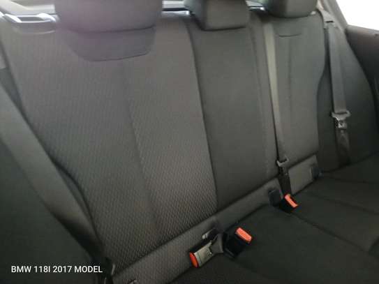 BMW 118i 2017 model image 3