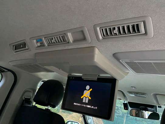Toyota Hiace 7L Grand Hiace white color fully loaded 2019 image 3