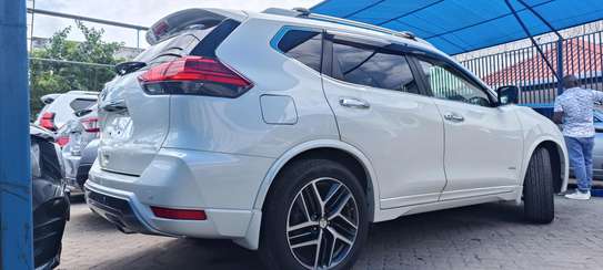 Nissan X-Trail Premium Autech White 2018 image 13