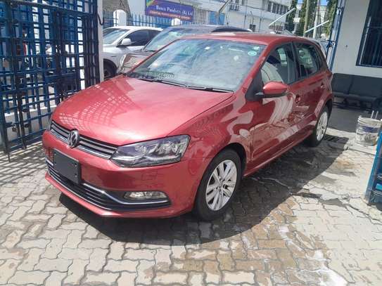 Volkswagen polo image 2
