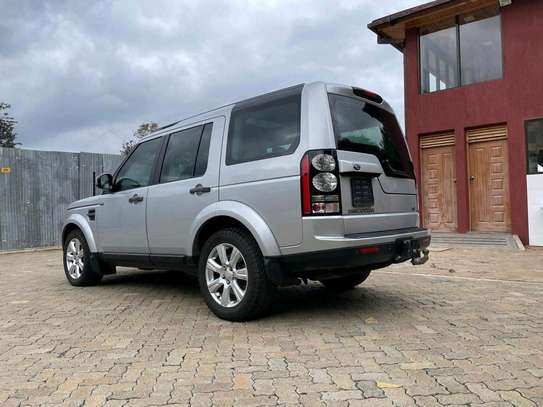2016 Land Rover discovery 4 diesel image 3