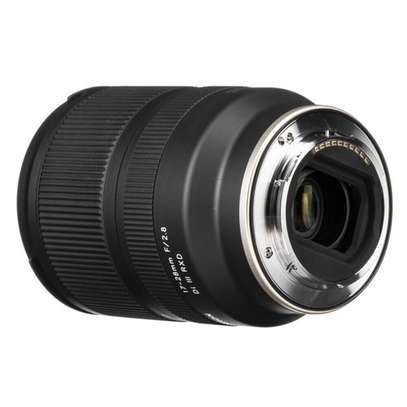 TAMRON 17-28MM F/2.8 DI III RXD LENS FOR SONY E image 2