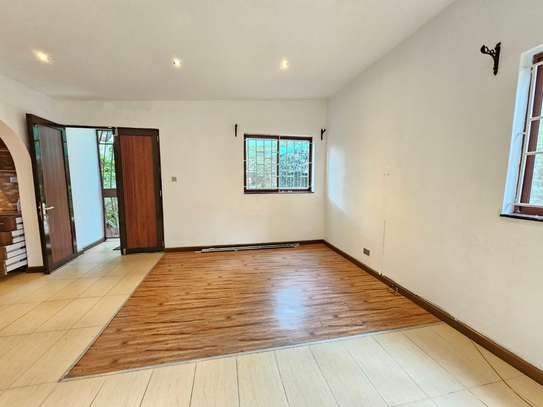 2 Bed House with En Suite at Peponi Road image 13
