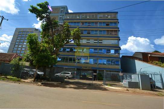 2,200 ft² Office with Backup Generator in Westlands Area image 1