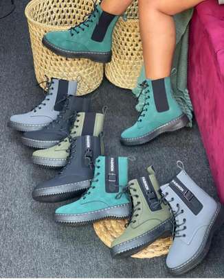 🔹Quality Fashion Boots🥳🥳
Assorted 🔹 Sizes 37-42
🔹 image 1