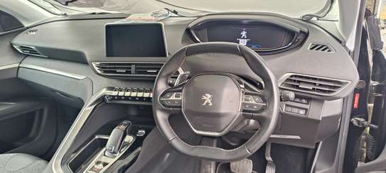 Peugeot 5008 Black 2018 image 4