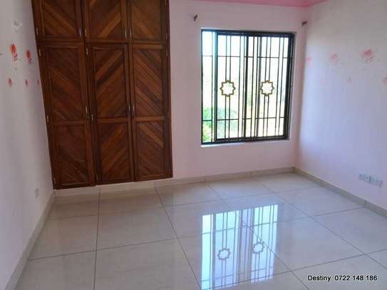 3 Bed Apartment  in Nyali Area image 8